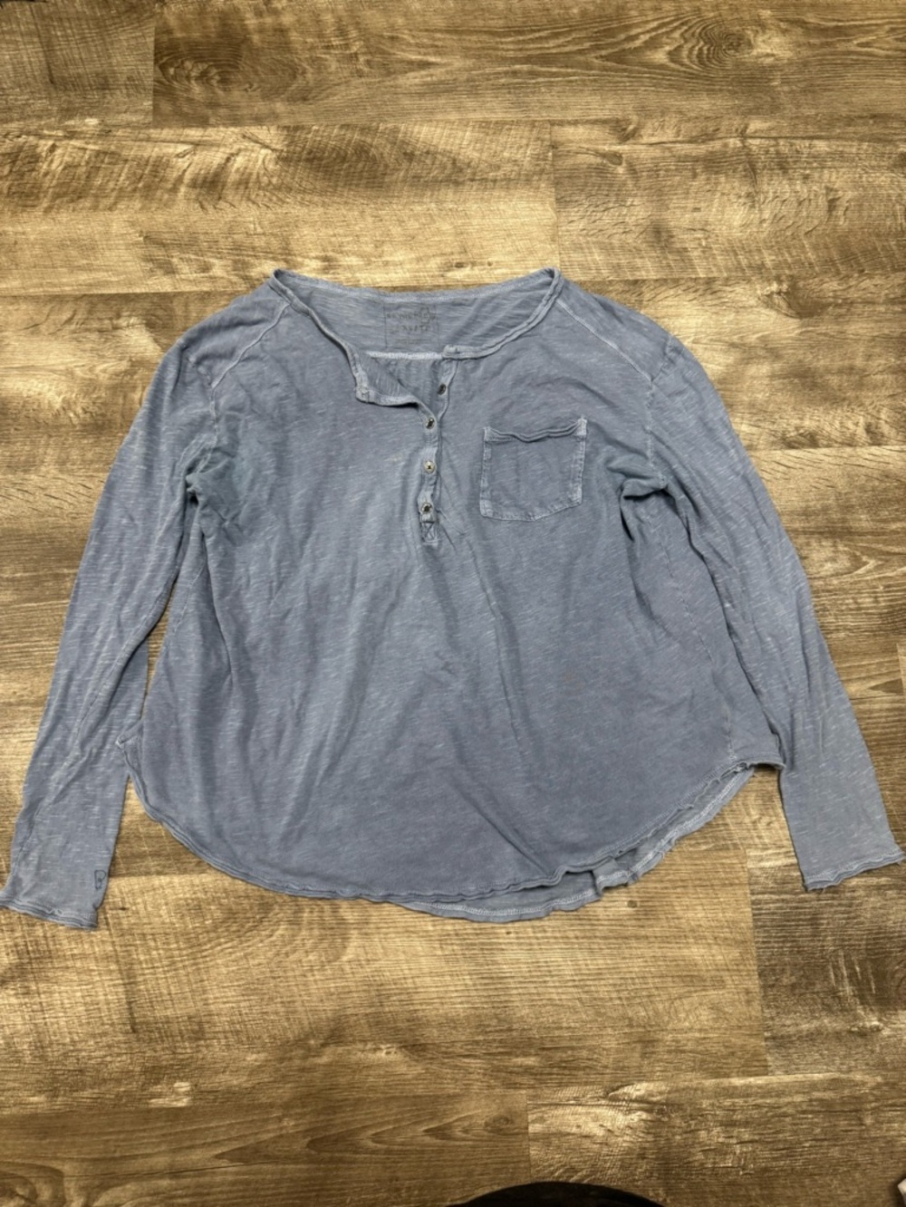We The Free Pocket Tee Henley Shirt Size XS